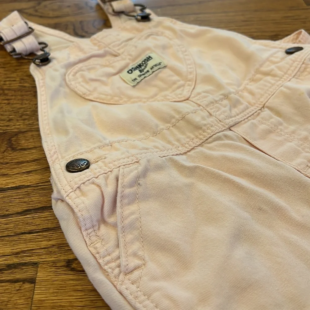 OSHKOSH B’GOSH HEART POCKET PINK OVERALLS SIZE 24M